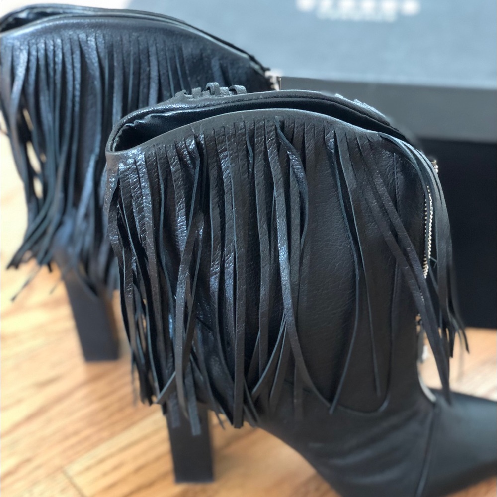 VERSUS Versace Black booties SZ 10